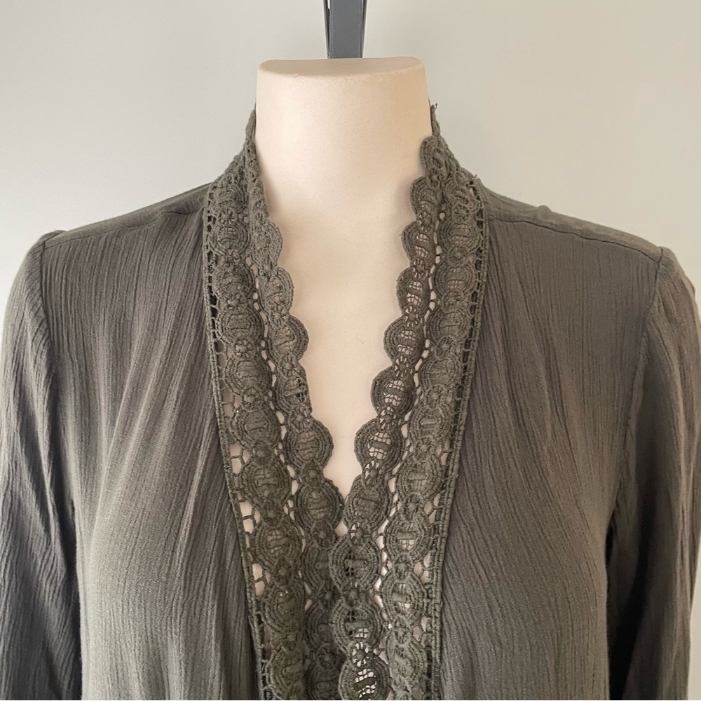 Boho Crochet Trim Crepe Open Cardigan Olive Green Size Medium - Picture 3 of 7